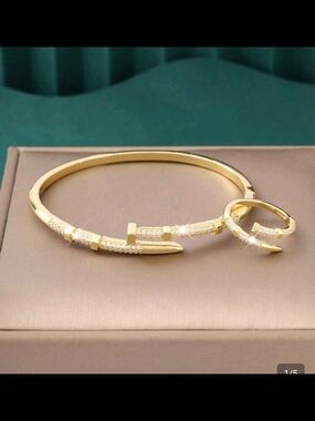 Gold Pavé Nail Bracelet and Ring Set - Elegant Women Jewelry